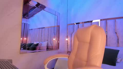 ARI  online show from November 21, 11:55 am