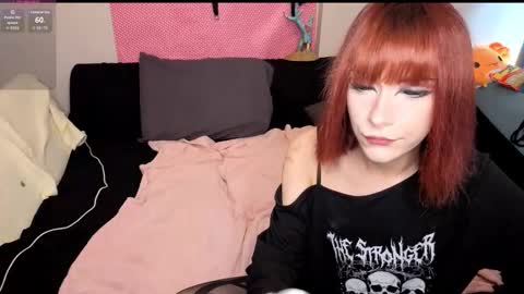 Snapshot of arina_rose chatting on September 13, 10:43 am Alove online show from September 13, 10:43 am