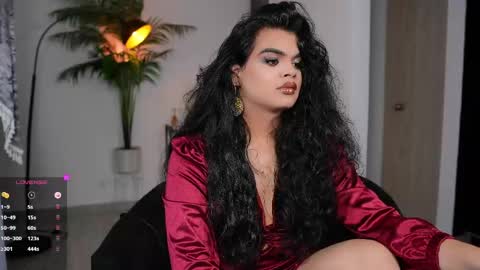 Chloe  online show from May 25, 9:22 pm