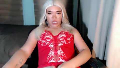 arya and sev online show from April 18, 4:42 pm