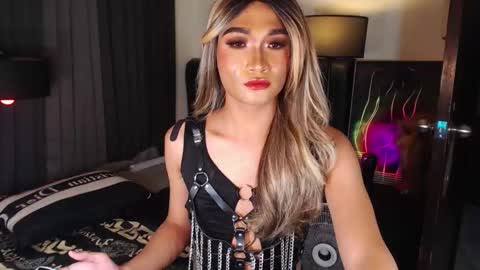 Snapshot of asiancummerkyle chatting on October 11, 1:13 pm kylie online show from October 11, 1:13 pm