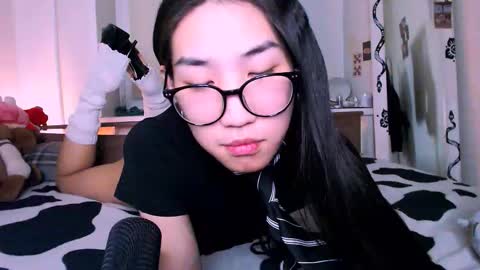 Kim online show from February 12, 8:48 pm