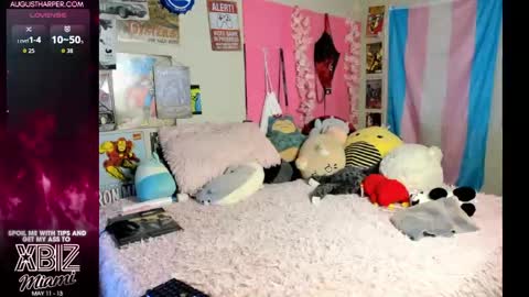 August Harper online show from April 17, 3:42 am