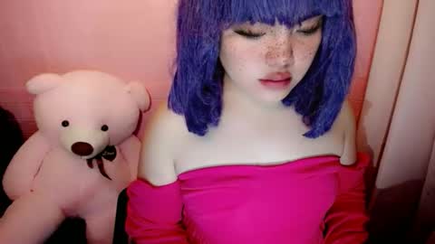 cute online show from December 21, 9:59 am