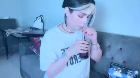 ava9999ava online show from May 17, 8:41 pm