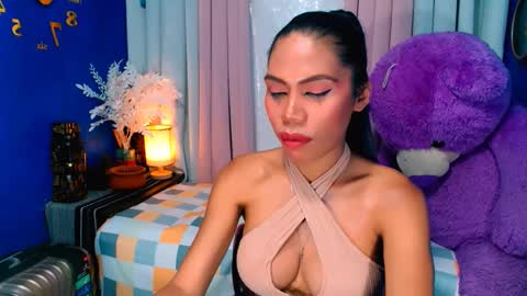 Ava online show from February 13, 5:57 am