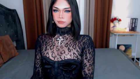 Snapshot of ava_lux chatting on December 17, 3:39 pm Ava online show from December 17, 3:39 pm