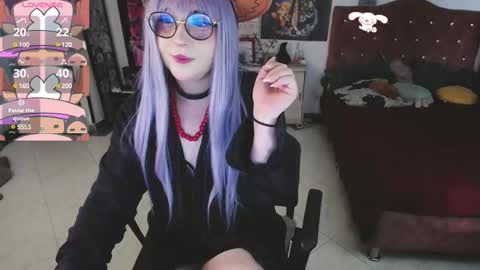 Snapshot of avril2809 chatting on February 23, 1:02 am Abril online show from February 23, 1:02 am
