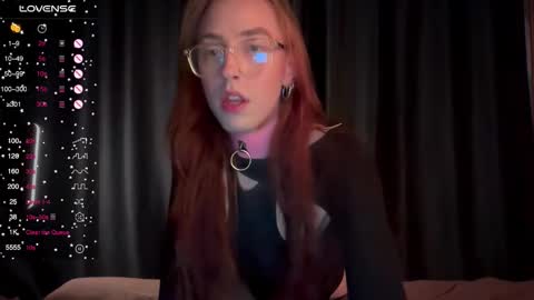 Snapshot of avril_pearly_ chatting on September 20, 12:22 pm avril_pearly_ online show from September 20, 12:22 pm