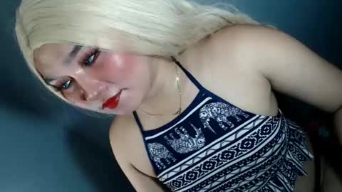 Snapshot of bahoglaway69 chatting on February 22, 6:41 pm april online show from February 22, 6:41 pm