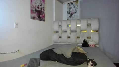 Snapshot of beautiful_doll888 chatting on September 21, 2:39 am Valeria online show from September 21, 2:39 am