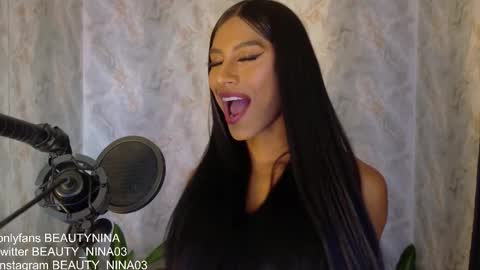 beauty_nina online show from November 9, 1:45 pm