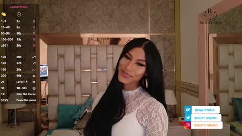 beauty_nina online show from April 6, 1:11 pm