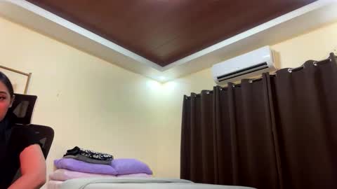 becinapia15 online show from October 4, 5:52 am