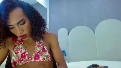 bella_77_ online show from July 14, 10:21 am