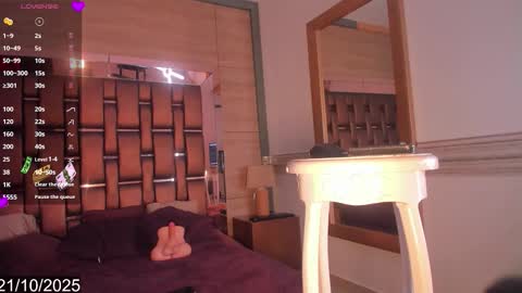 bella_tinkerbell_bahamas online show from October 21, 9:05 pm