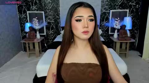 Snapshot of bellabrown_19xxx chatting on September 14, 7:13 am Bella online show from September 14, 7:13 am