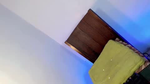 Bella rowt online show from November 9, 2:56 am