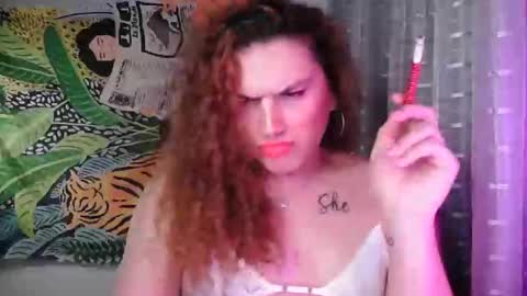 bettytaylor23 online show from November 8, 2:56 am