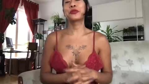 Snapshot of bianca_transpinay chatting on October 6, 1:00 pm Bianca Transgirl online show from October 6, 1:00 pm