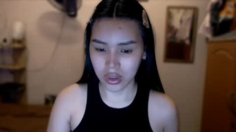 Mia online show from January 18, 2:03 pm