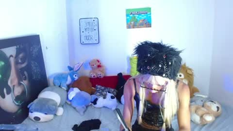 B-I-L-L-I-E 3 online show from April 8, 12:56 am