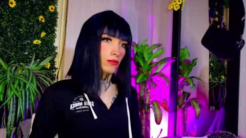 Snapshot of bitch_capelli chatting on October 12, 3:09 am .. .. online show from October 12, 3:09 am