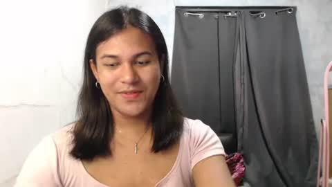 Ellez online show from November 23, 6:21 pm