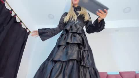 Booniee online show from November 6, 4:12 am