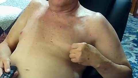 Rihanna online show from May 23, 10:39 pm