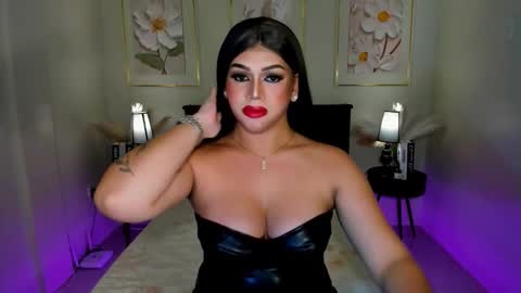 Brittanie And Jasmin online show from November 30, 8:11 pm