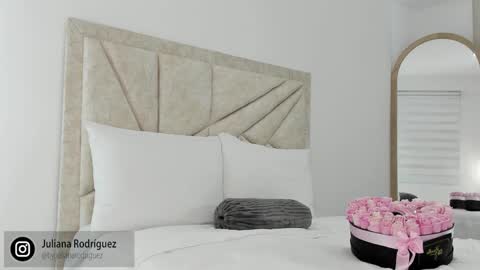    online show from November 13, 9:55 pm