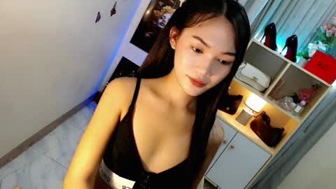 caitlin online show from March 10, 8:12 pm