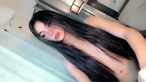 call_me_nina online show from June 8, 3:29 am
