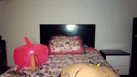 Mara Catalina Romero Ordez online show from October 25, 7:36 am