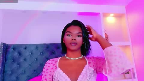 camiestrada online show from January 7, 8:50 am