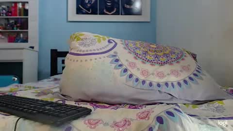 Snapshot of camila_blandexxxx chatting on February 12, 5:58 pm Instagram camila blande1 online show from February 12, 5:58 pm