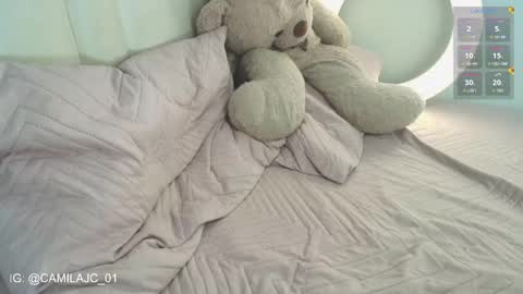 Laura Camila online show from February 10, 4:14 pm