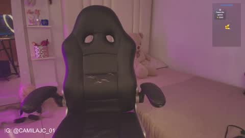 Laura Camila online show from March 5, 6:46 pm