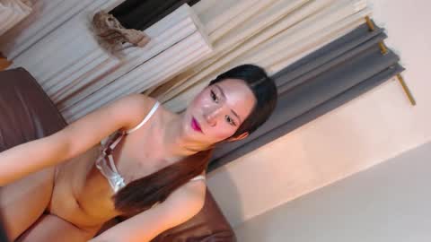 Candy online show from March 27, 8:26 am