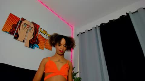 candy_temptation0 online show from January 15, 2:38 pm