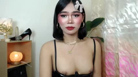 Snapshot of catalenax chatting on October 16, 4:51 pm CatalenaX online show from October 16, 4:51 pm