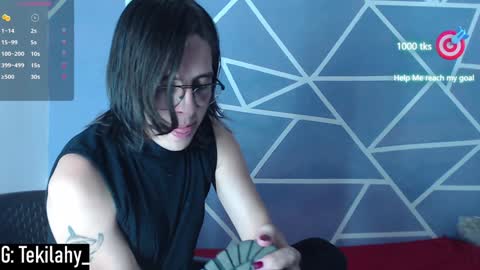 Snapshot of cava_pretty chatting on January 27, 8:17 pm cava_pretty online show from January 27, 8:17 pm