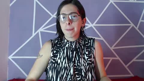 Snapshot of cava_pretty chatting on February 6, 7:13 am cava_pretty online show from February 6, 7:13 am