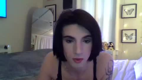 chanel2002 online show from March 5, 2:50 pm