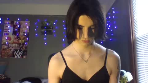 chanel2002 online show from March 7, 5:09 pm