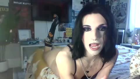 chanel2002 online show from September 22, 2:11 pm