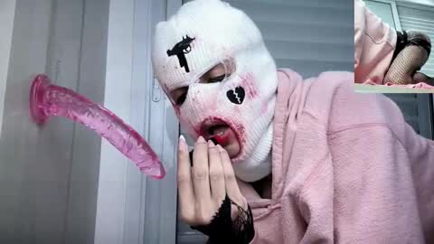 Charlie Throat online show from February 22, 11:13 am