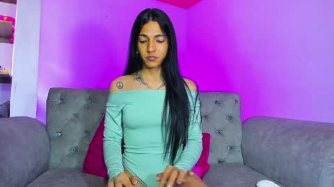 lot online show from December 22, 8:36 pm
