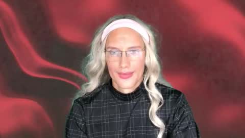 charlottedavis69 online show from May 14, 8:46 am